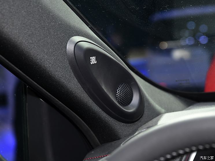 一汽丰田 皇冠陆放 2021款 2.5L HEV四驱旗舰版