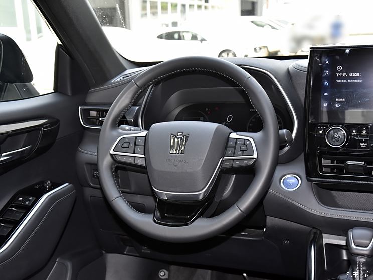 一汽丰田 皇冠陆放 2021款 2.5L HEV四驱尊贵版